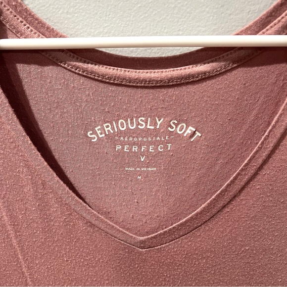Aeropostale Seriously Soft V Neck Shirt - Picture 3 of 3